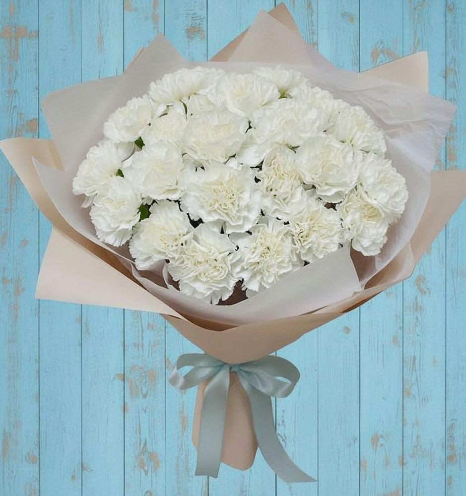 Букет цветов из: Гвоздики в Тюбе