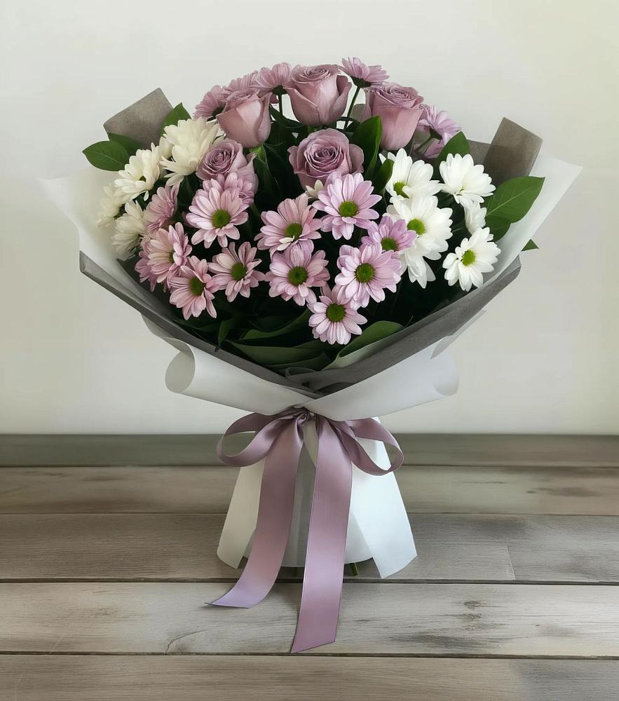 Букет цветов из: Хризантемы и Розы в Тюбе