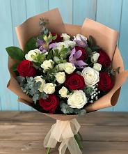 Букет цветов из:  Розы и Альстромерии в Тюбе
