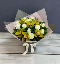 Букет цветов из:  Орхидеи и Розы в Тюбе