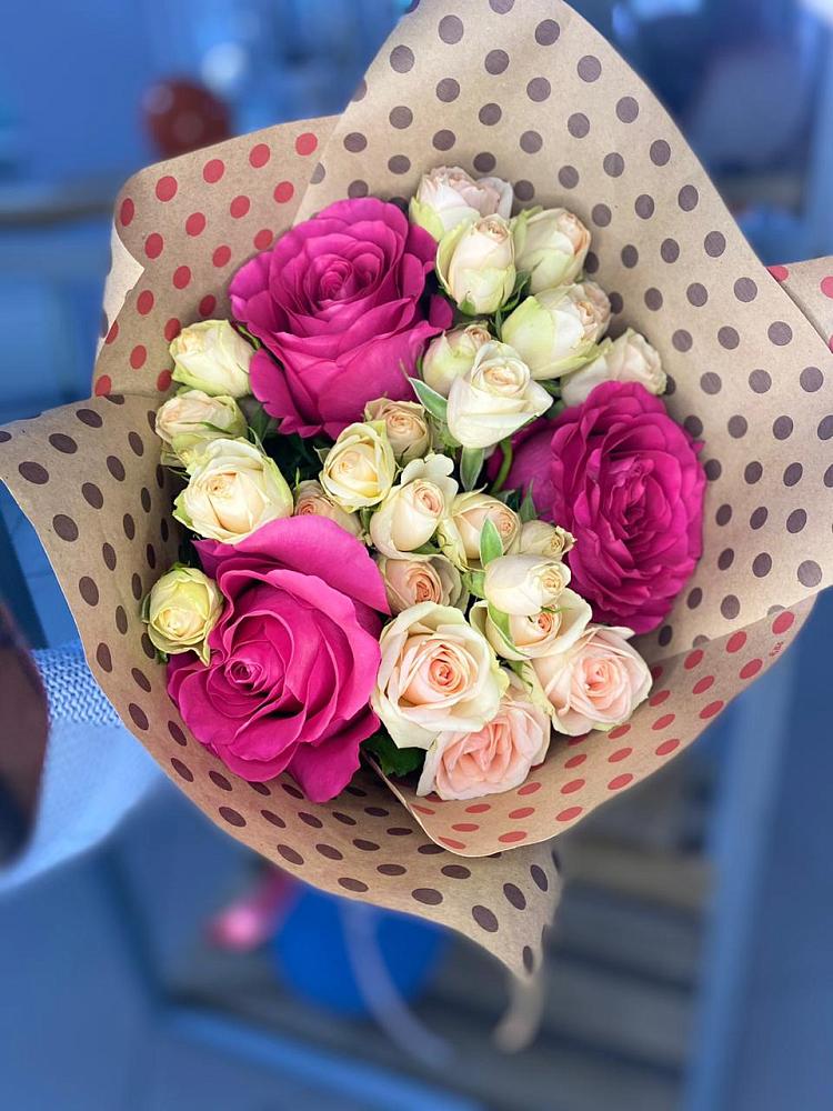 Букет цветов из: Розы в Тюбе