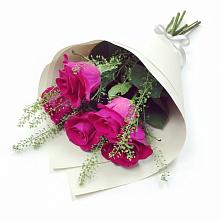 Букет цветов из:  Розы в Тюбе