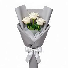 Букет 3 белые розы в Тюбе