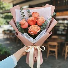 Букет цветов из:  Розы в Тюбе