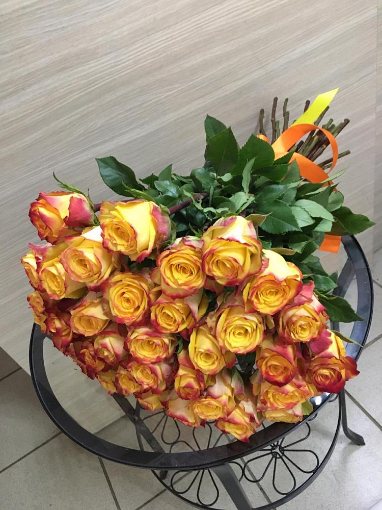 Букет Желтые розы в Тюбе