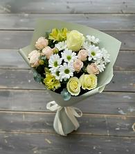 Букет цветов из:  Альстромерии, Розы и Хризантемы в Тюбе