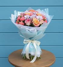 Букет цветов из:  Хризантемы и Розы в Тюбе