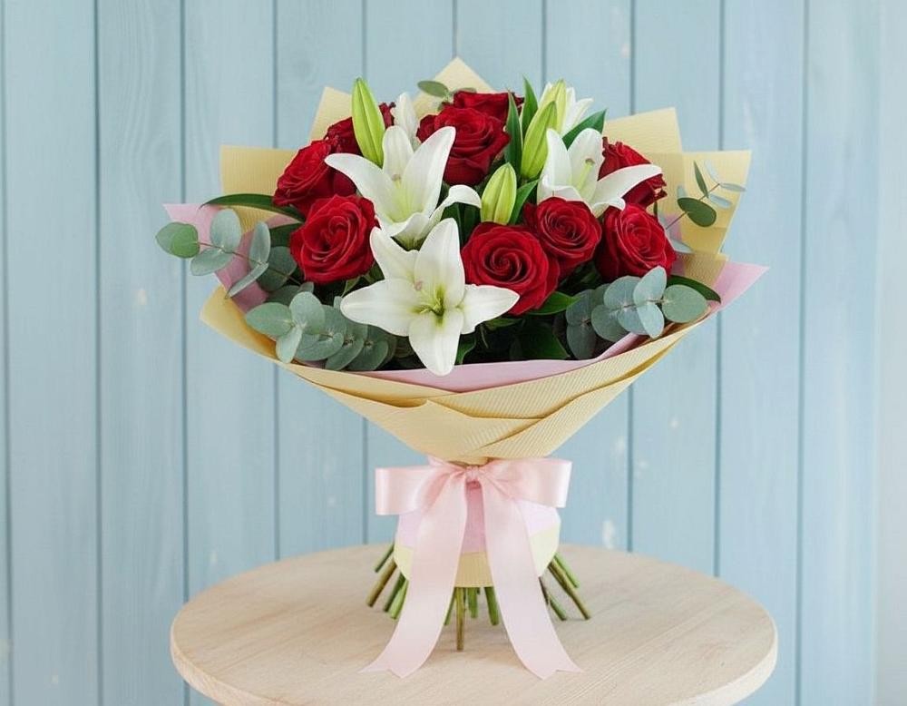 Букет цветов из: Лилии и Розы в Тюбе